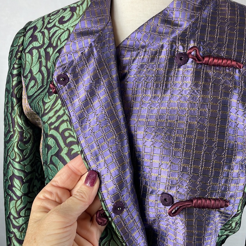 COPY - Beautiful. Women’s size 6. After Five dress jacket, many colors and tex… - Picture 9 of 10